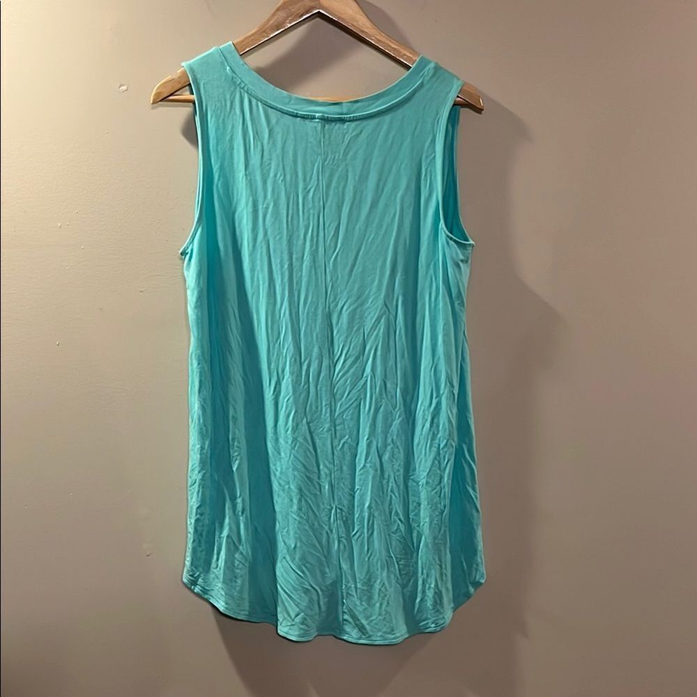 Zenana Outfitters Teal Sleeveless V-Neck Top - Picture 7 of 7